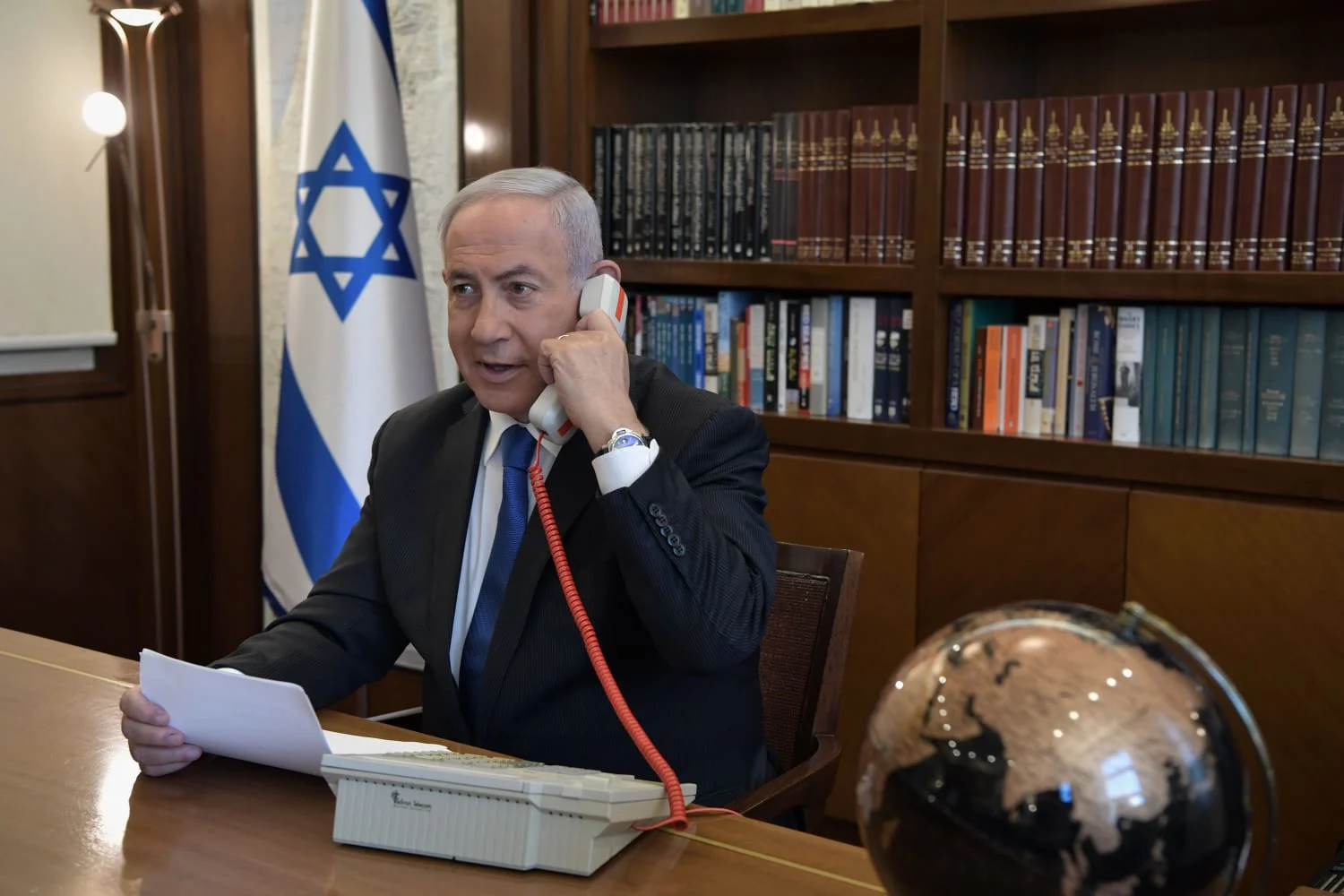 רה''מ נתניהו משוחח עם נשיא ארה''ב טראמפ ועם יורש העצר של איחוד האמירויות