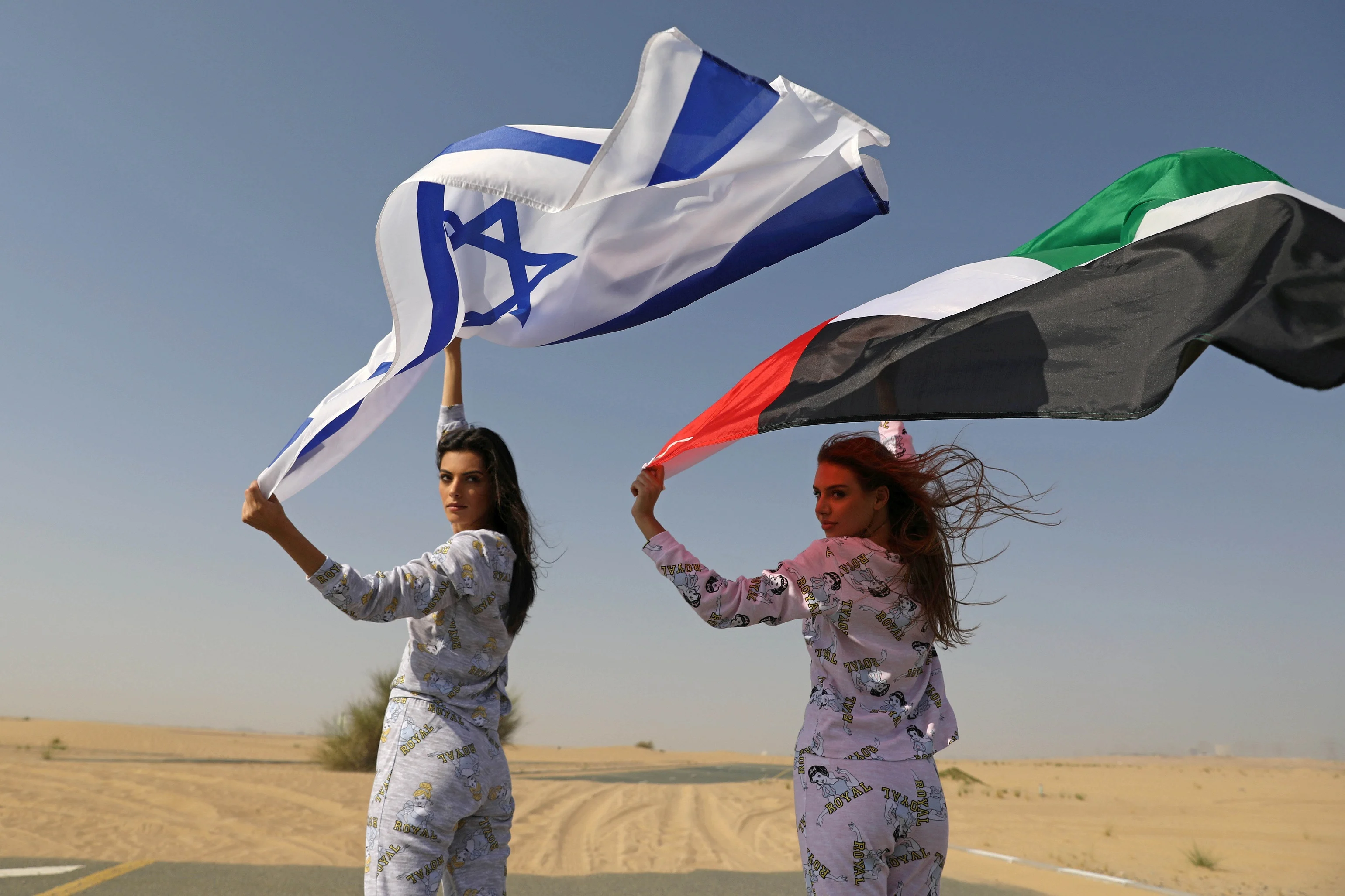 הדוגמנית מאי תגר בקמפיין אופנה בדובאי