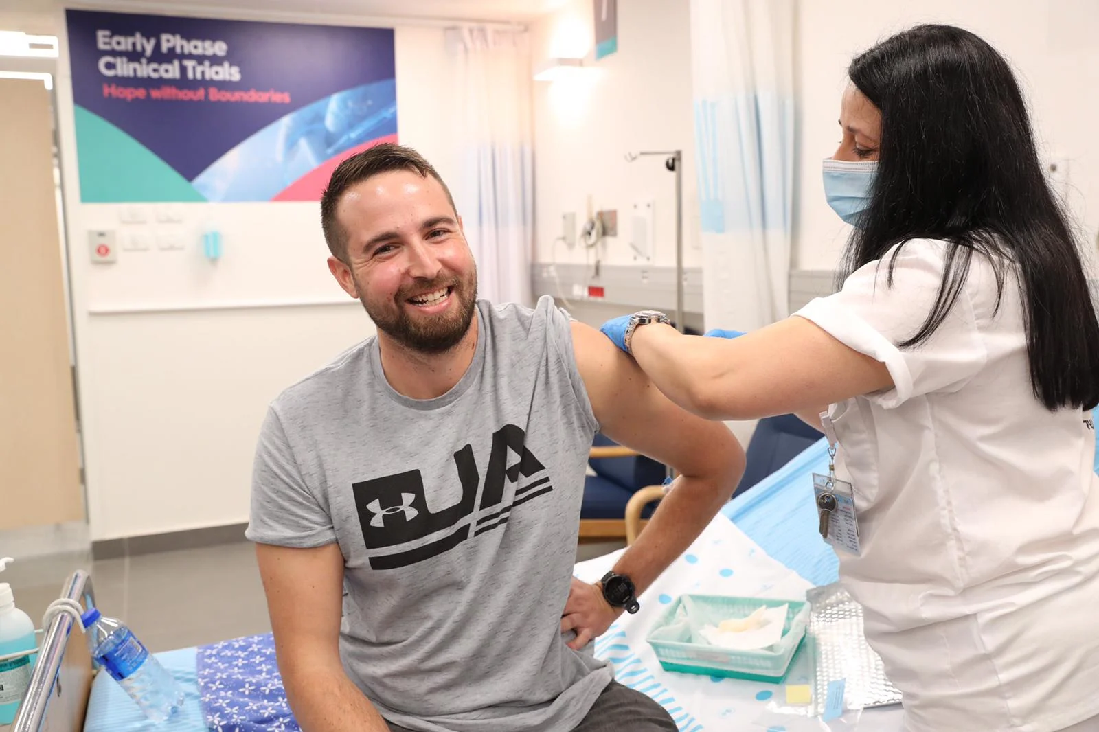 שגב הראל, הנסיין הראשון לקבלת החיסון לקורונה