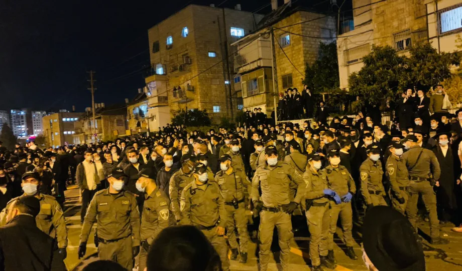 כוחות המשטרה מול החרדים