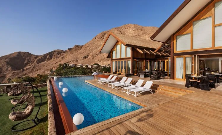 רויאל שנגרילה, איל