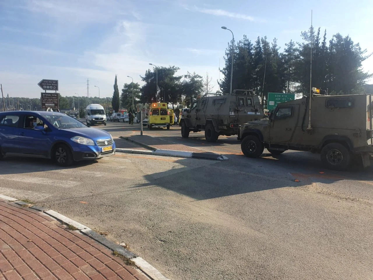 כוחות צה''ל ומגן דוד אדום בזירת האירוע