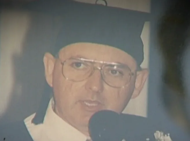 השופט המנוח עדי אזר, בן דודו של יוסי איזראלוב