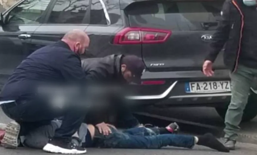 גבר חמוש בסכין שנעצר ליד בית ספר יהודי במרסיי