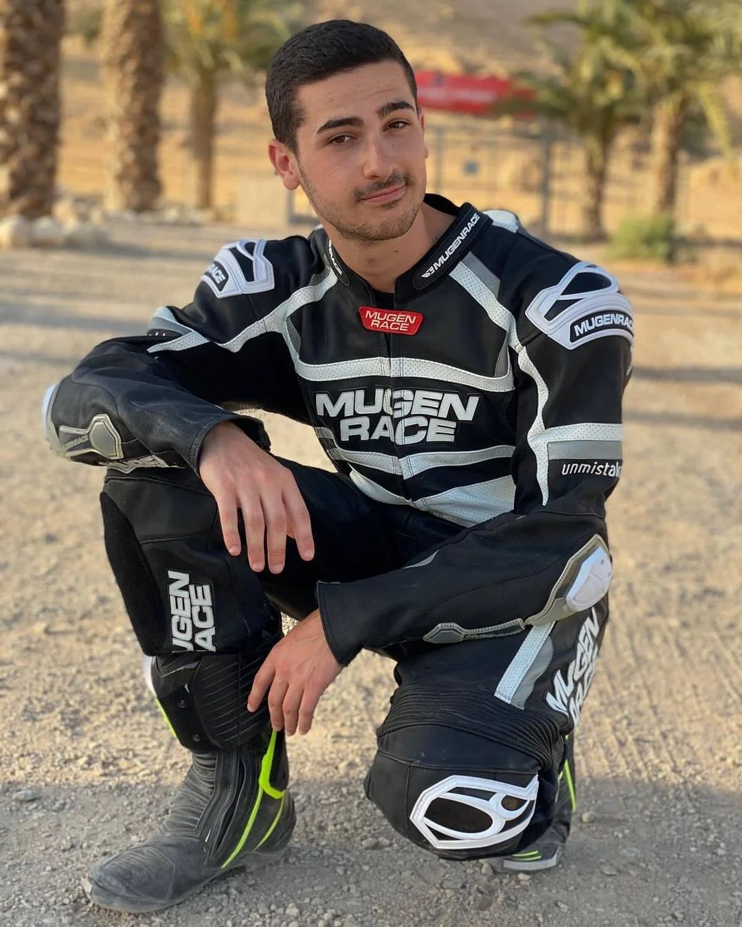 Idantelem 100941533 283602729