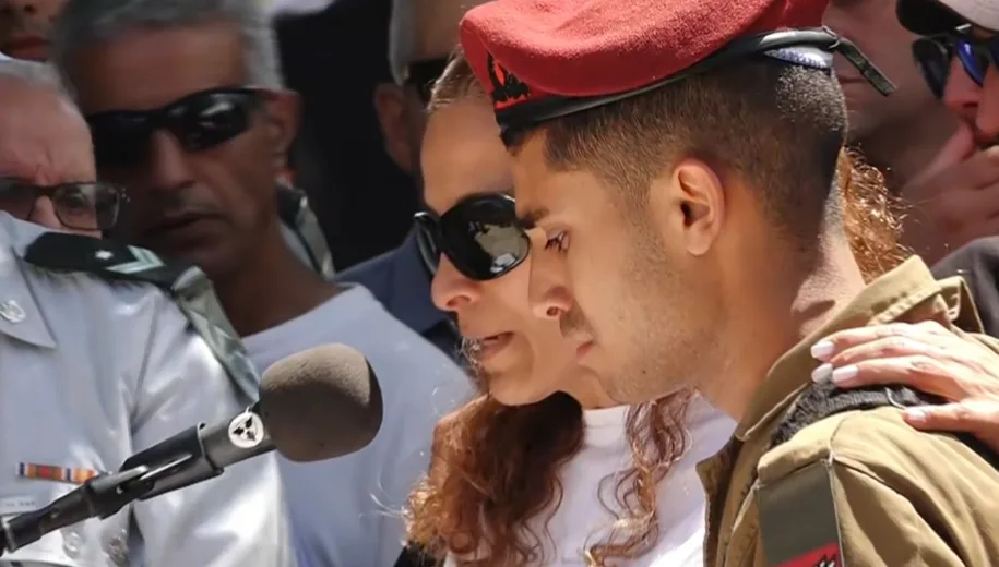 דודתו של סמ''ר עומר טביב בלווייתו, נ''ט, נחל, לוויה, קורנט