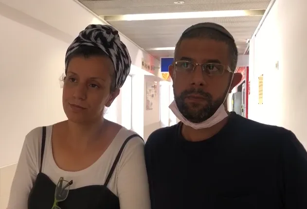 לירון ושירה מדלעי, הוריו של הראל בן ה-5 שטבע בבריכה בבת ים
