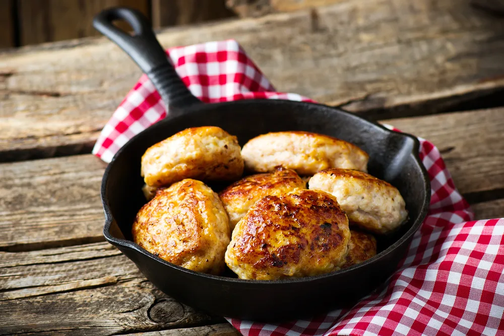 Shutterstock 371373862