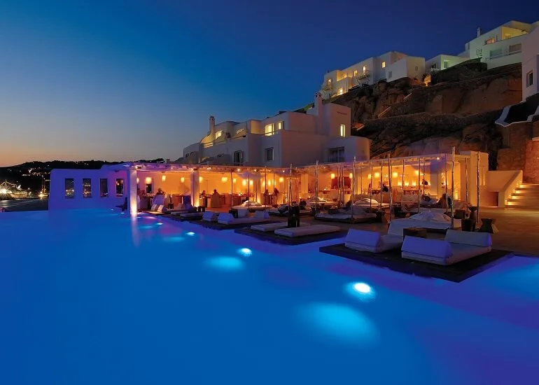 Cavotagoo Jmk By Night