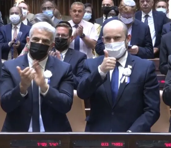 נפתלי בנט ויאיר לפיד