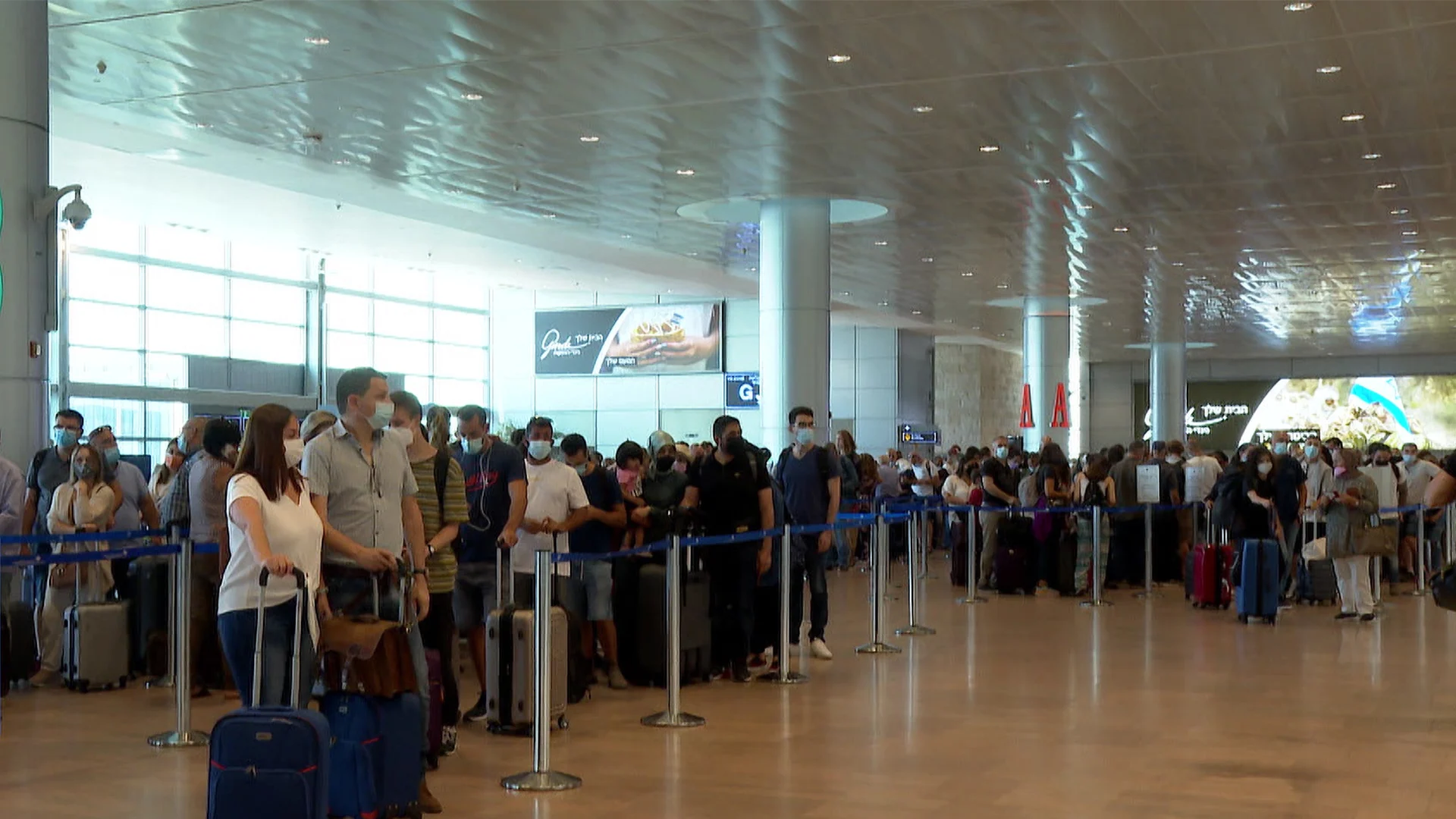 עשרות אלפי נוסעים בנתבג