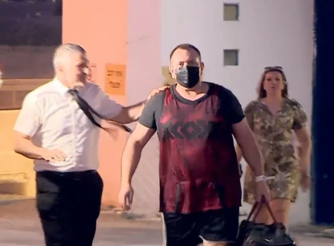 רומן זדורוב מחוץ לכלא שיטה