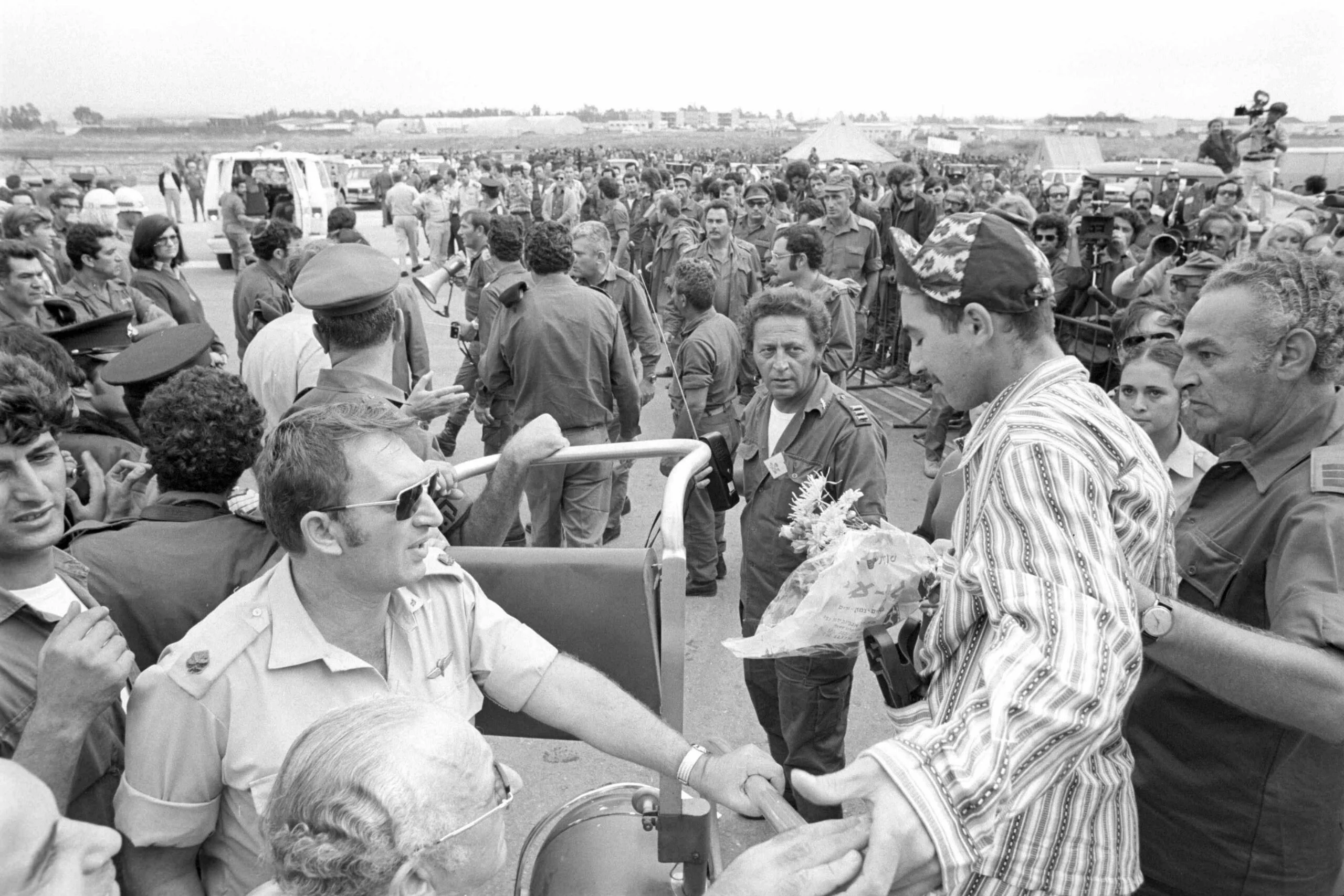 שבויי מלחמת יום הכיפורים שבים לארץ