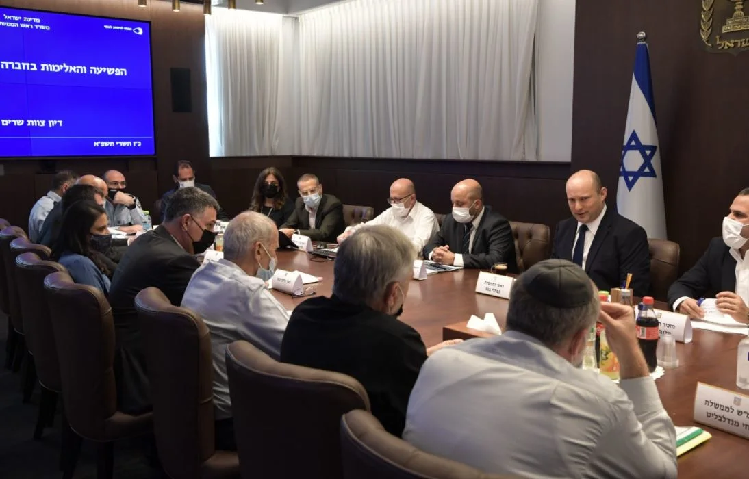 ראש הממשלה בנט בישיבת צוות השרים למאבק בפשיעה ובאלימות בחברה הערבית