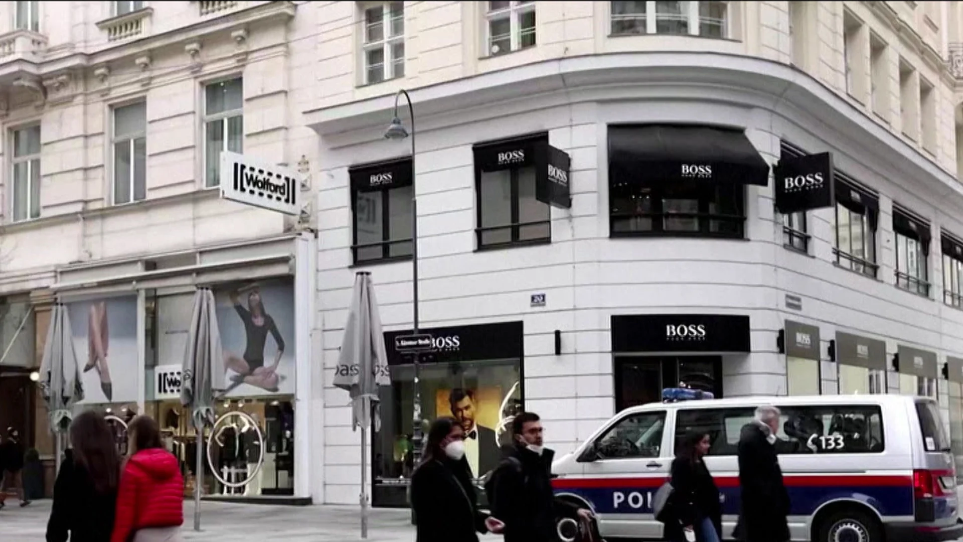 אירופה נכנסת לסגר