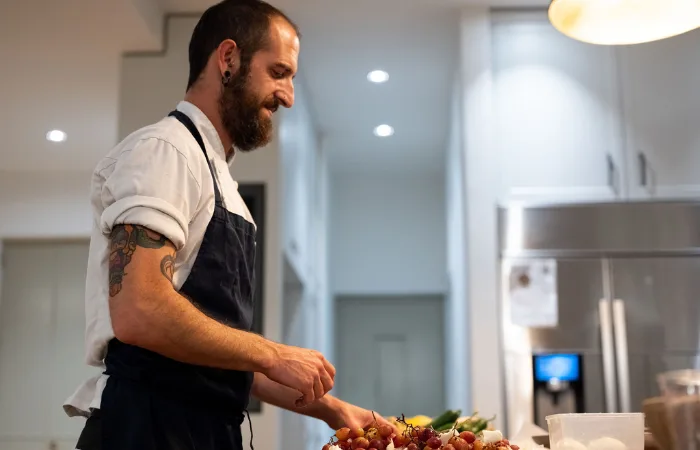 גל פרלמן מגיע עד הבית