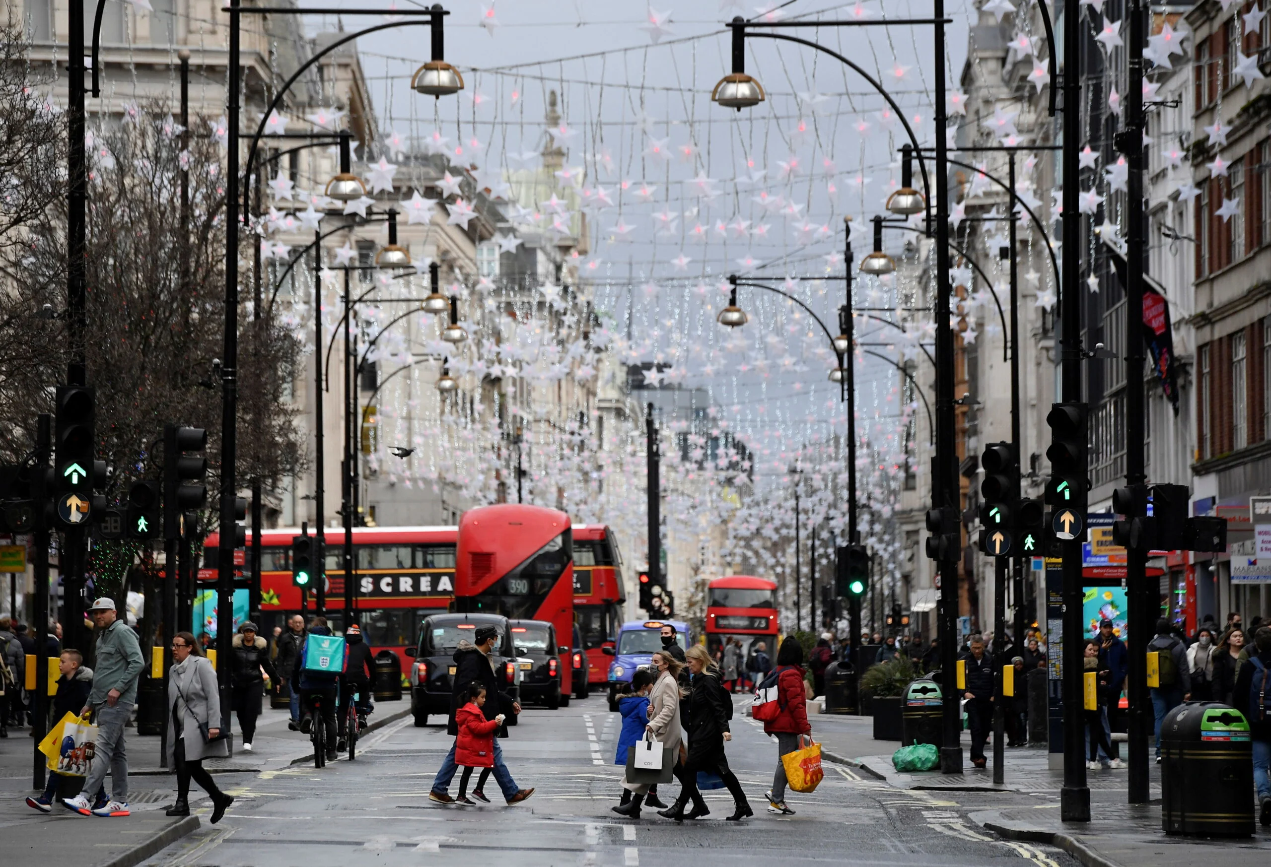Shoppers Cross Oxford Streetlondon
