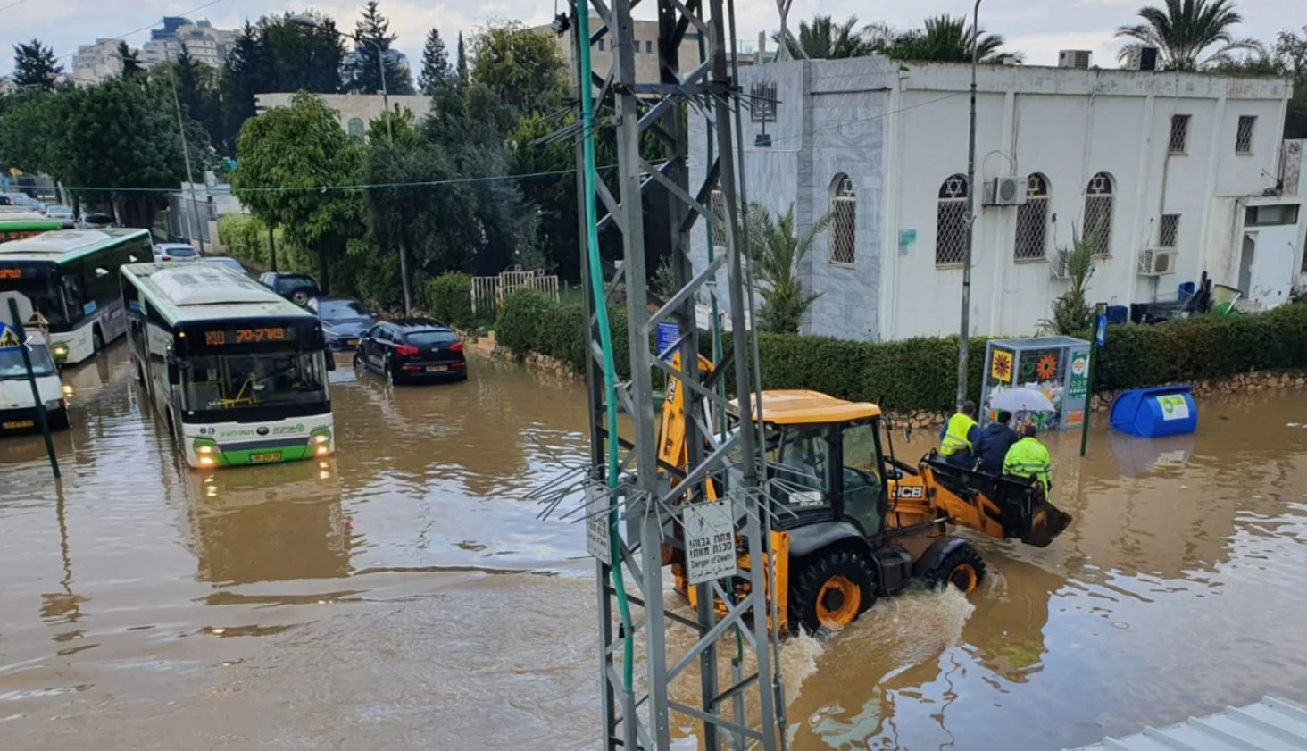 הצפות ברחובות פתח תקווה