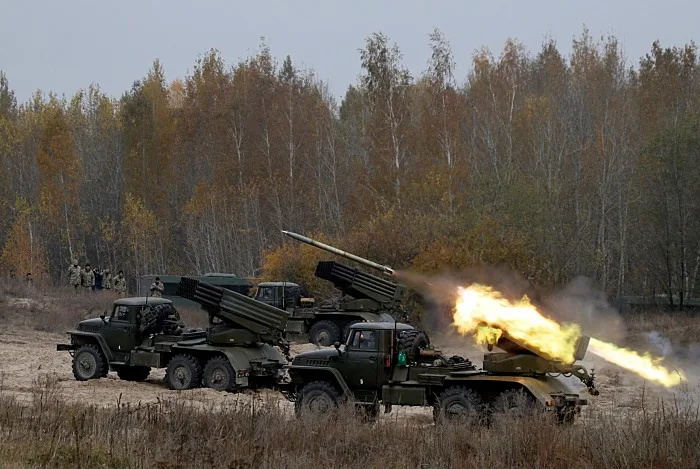 אימון צבאי של הכוחות המזוינים של אוקראינה