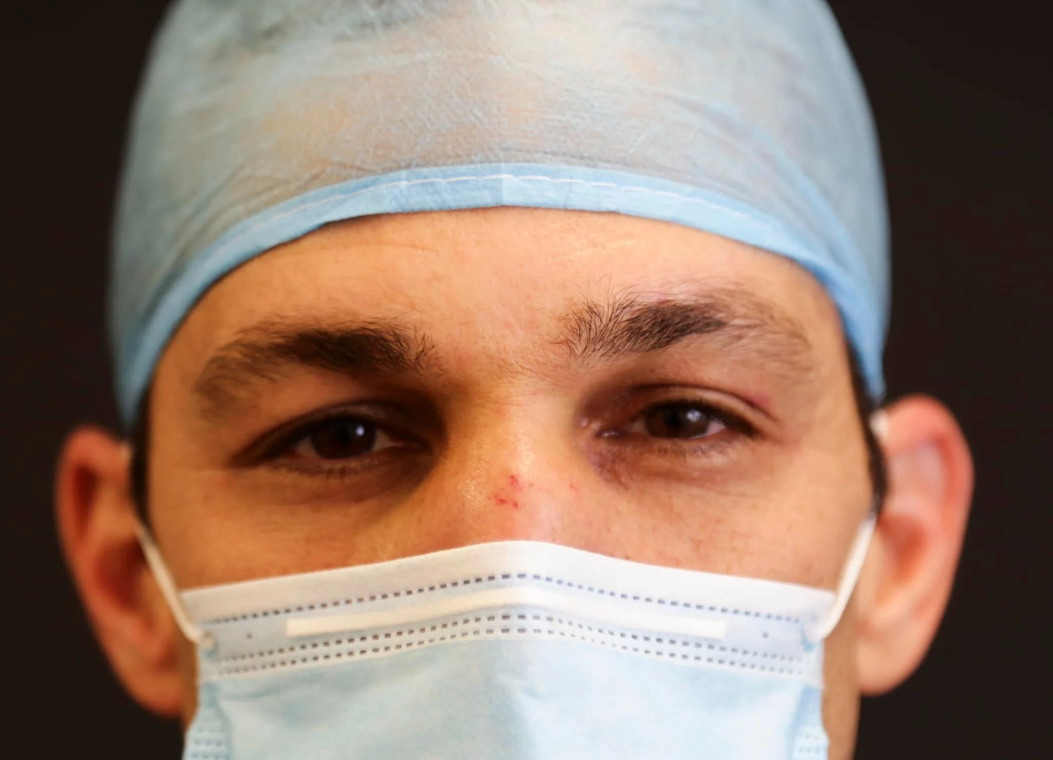 ד''ר דותן, רופא הנשים שהותקף ע''י בעלה של מטופלת