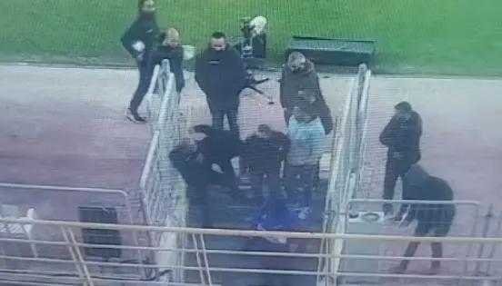 מאמן הפועל ראשל''צ הותקף