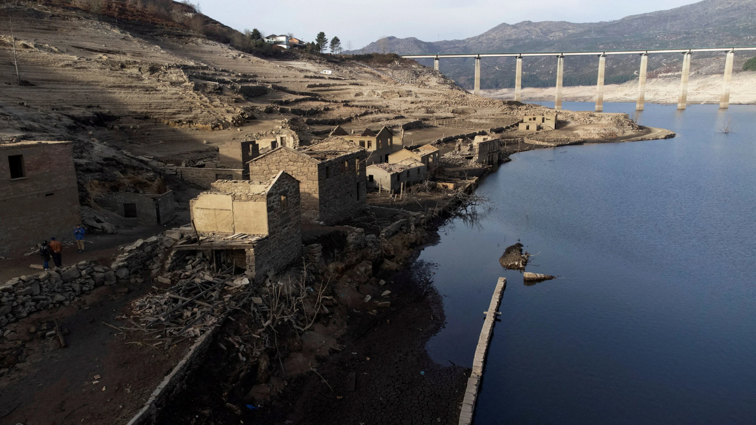 Old Spanish Town Re Emerges As Drought Dries Out Reservoir