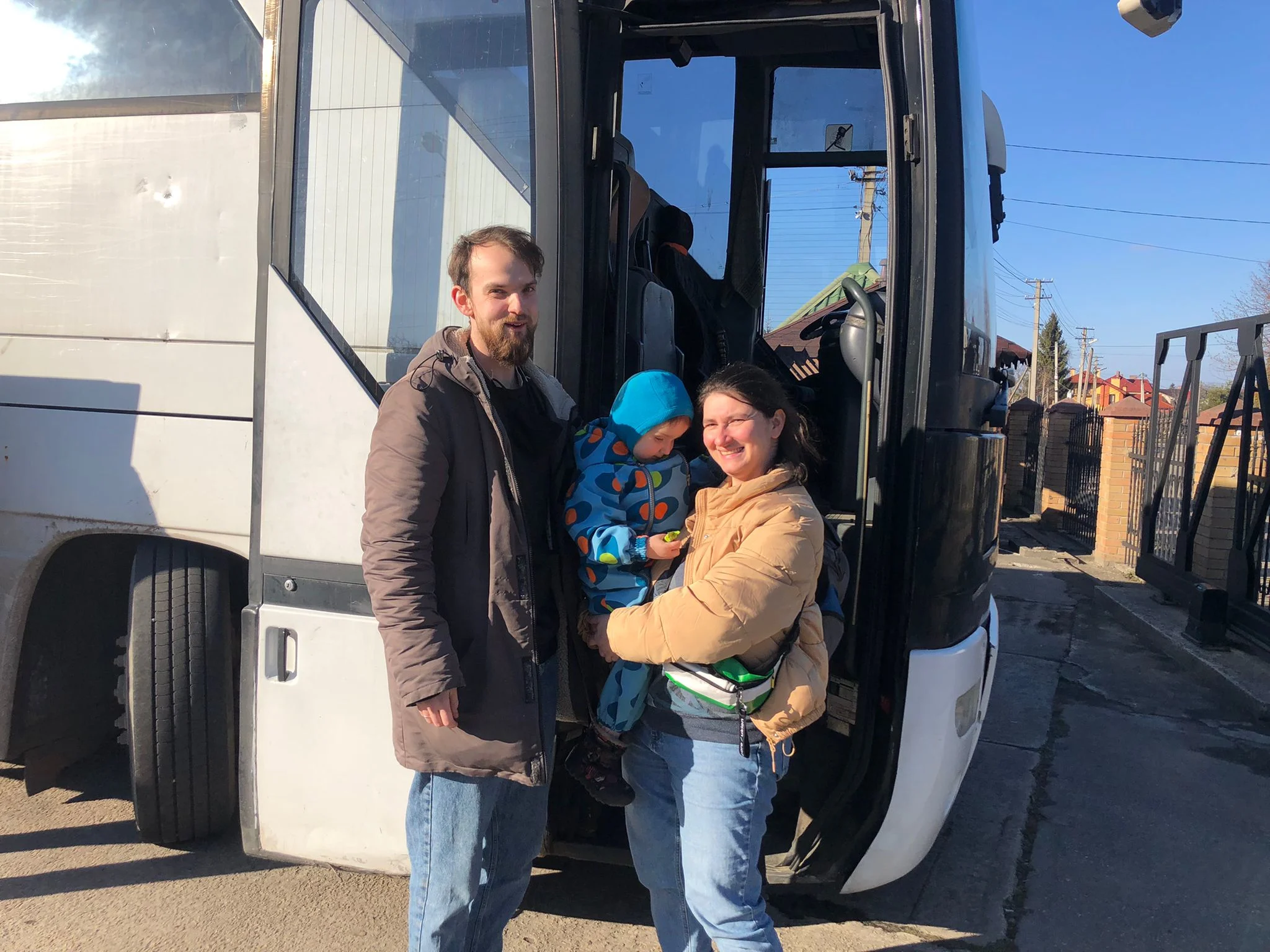 ישראלים עוזבים את אוקראינה באוטובוסים