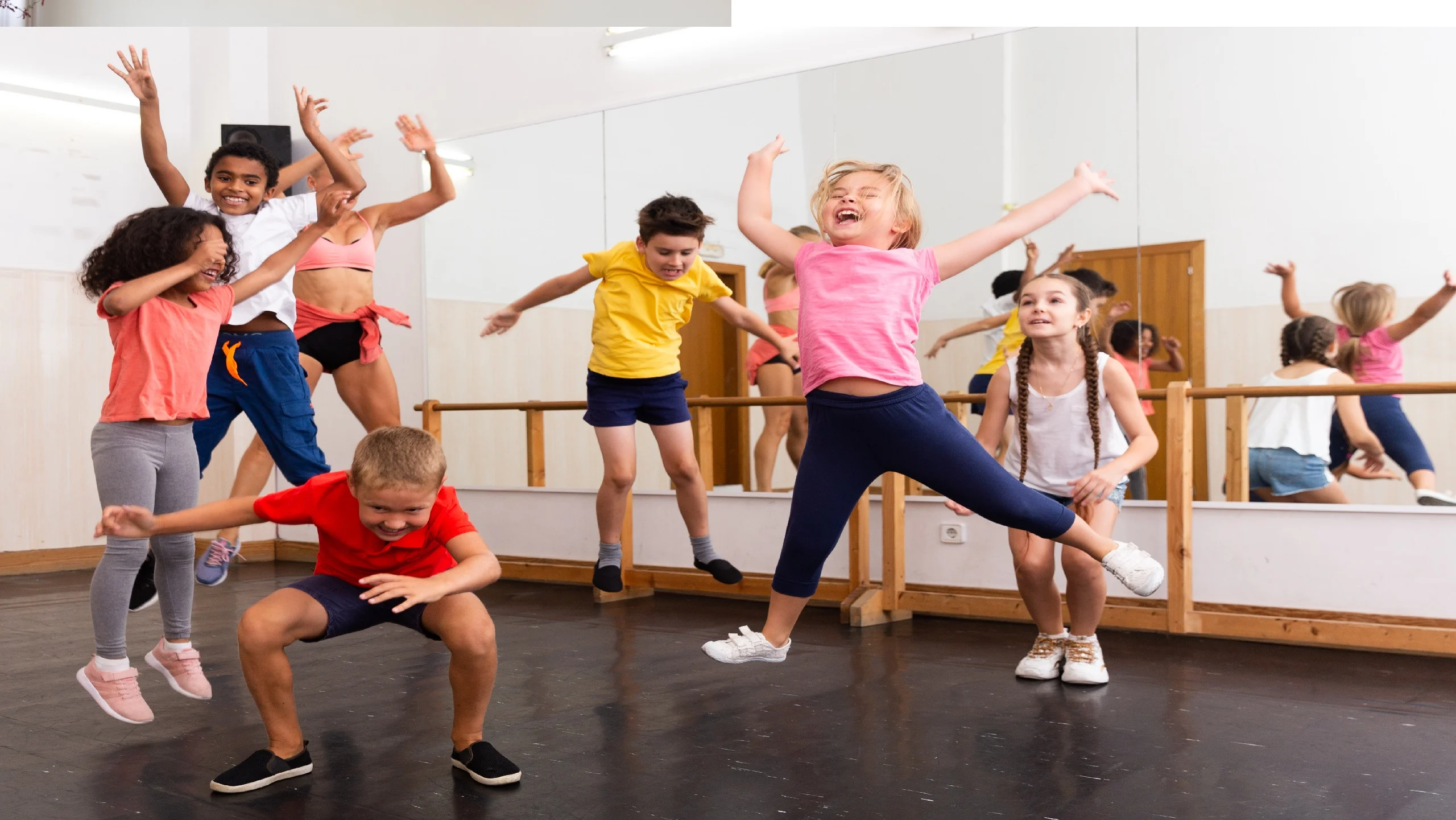 ילדים רוקדים