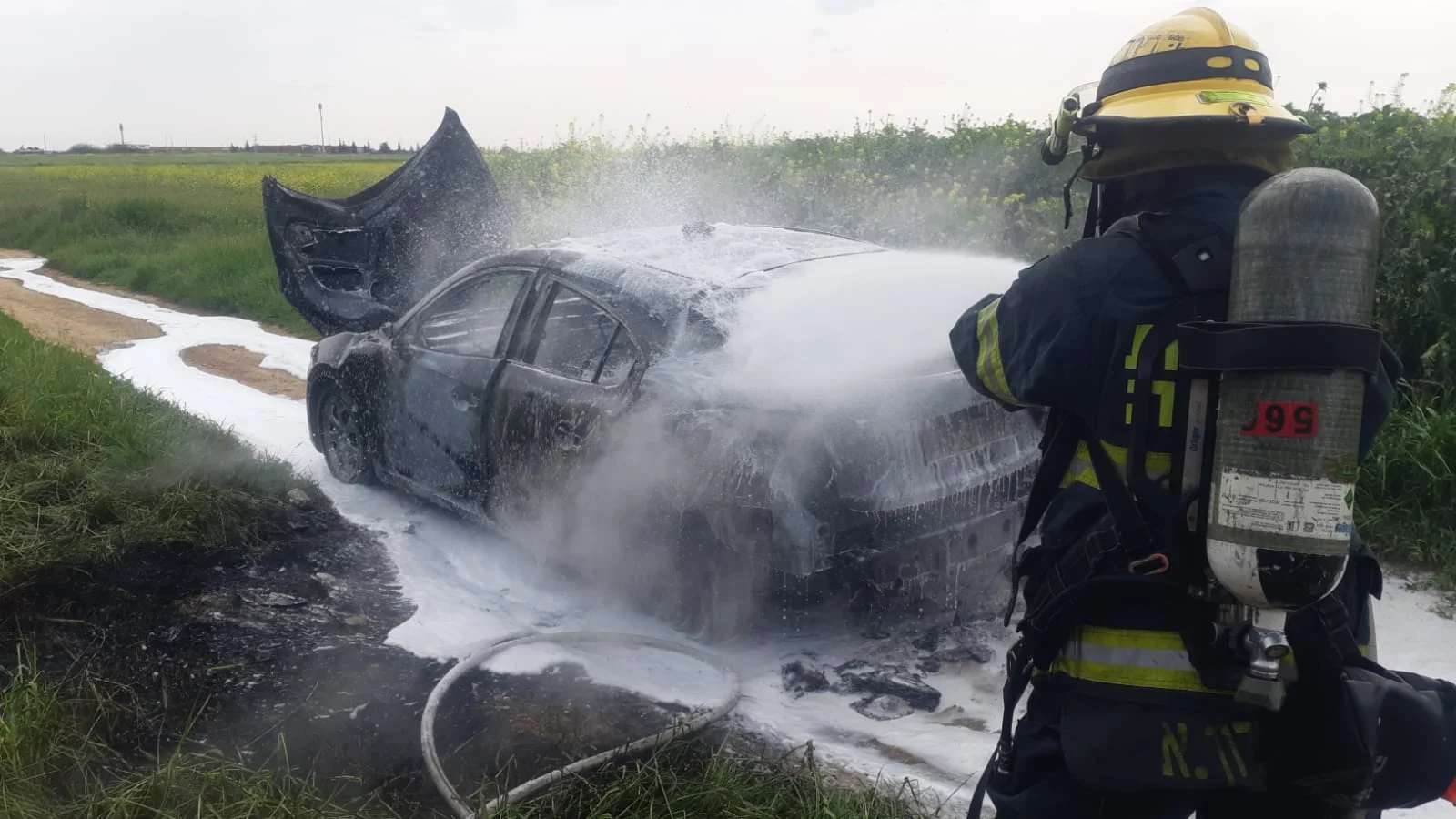 הרכב שעלה באש באשקלון לאחר ניסיון החיסול