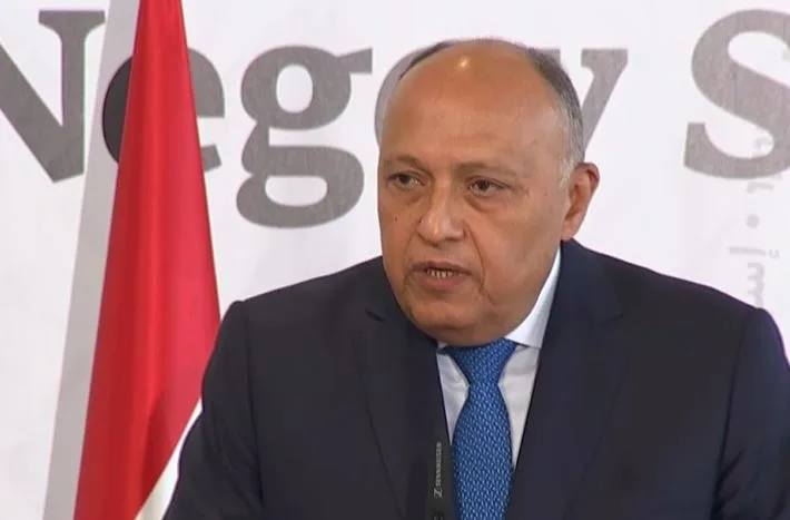 שר החוץ המצרי סאמח שוכרי בפסגת הנגב