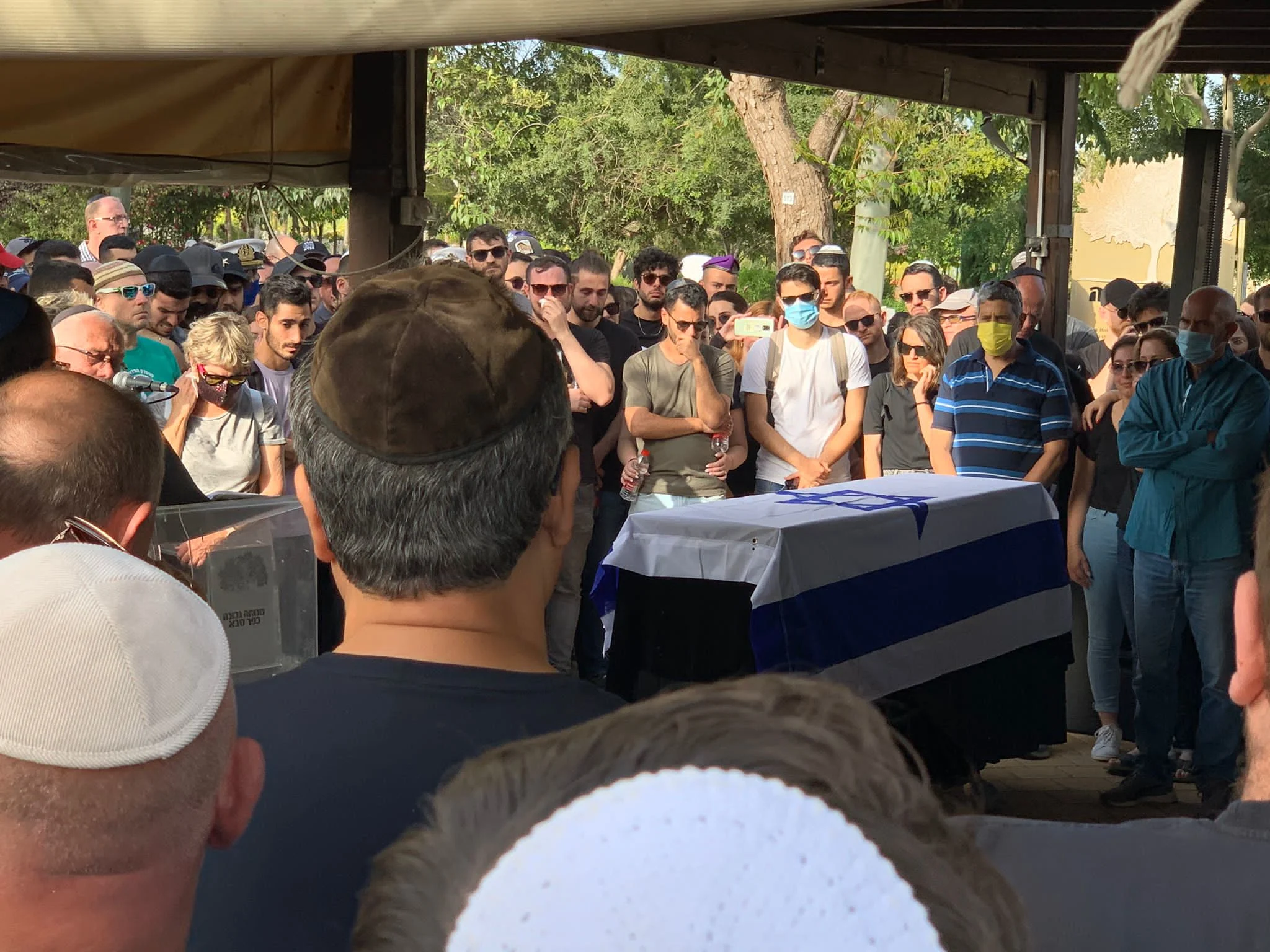 הלווייתו של איתם מגיני