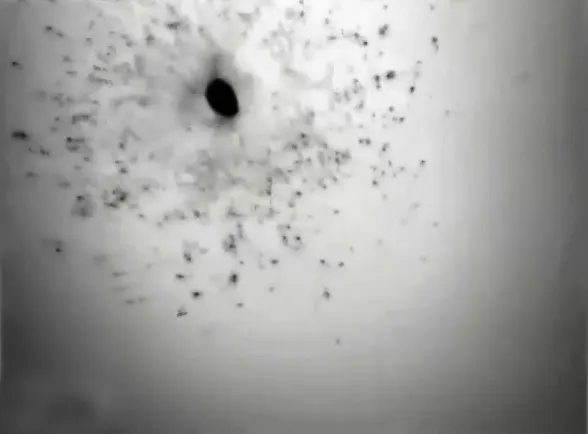 רגע הפגיעה במטרה על ידי קרן לייזר