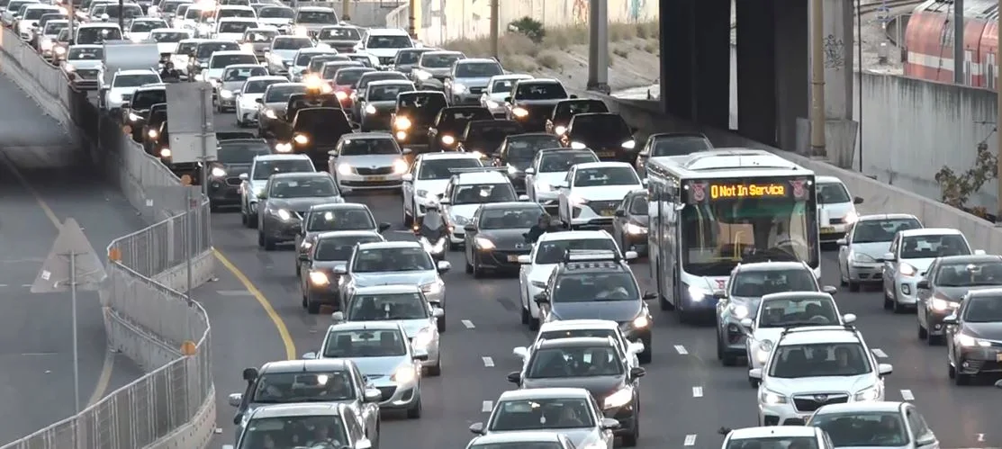 עומסי תנועה בכבישים