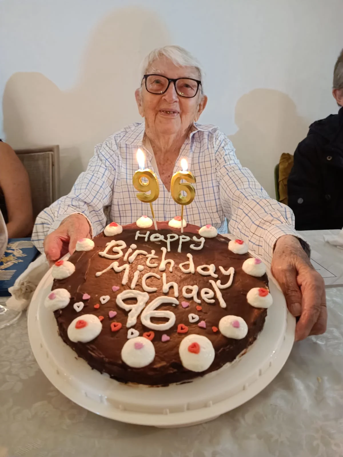 מיכאל סמוס חוגג 96