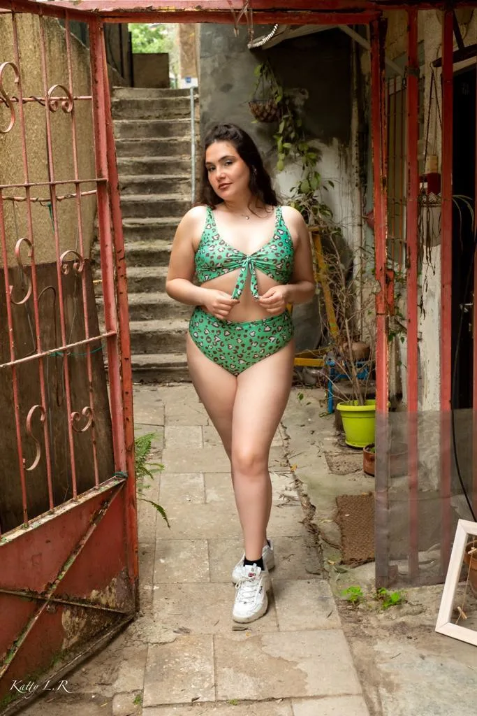 הדר, החליטה לעשות שינוי בגישה לגופה