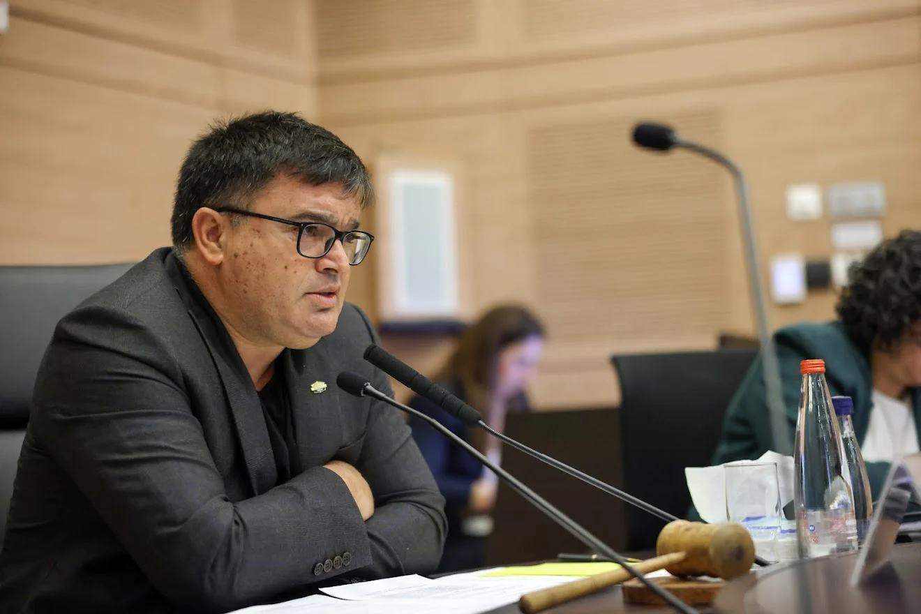 ח''כ מיכאל ביטון בוועדת הכלכלה