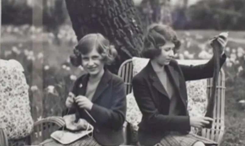 המלכה אליזבת בילדותה