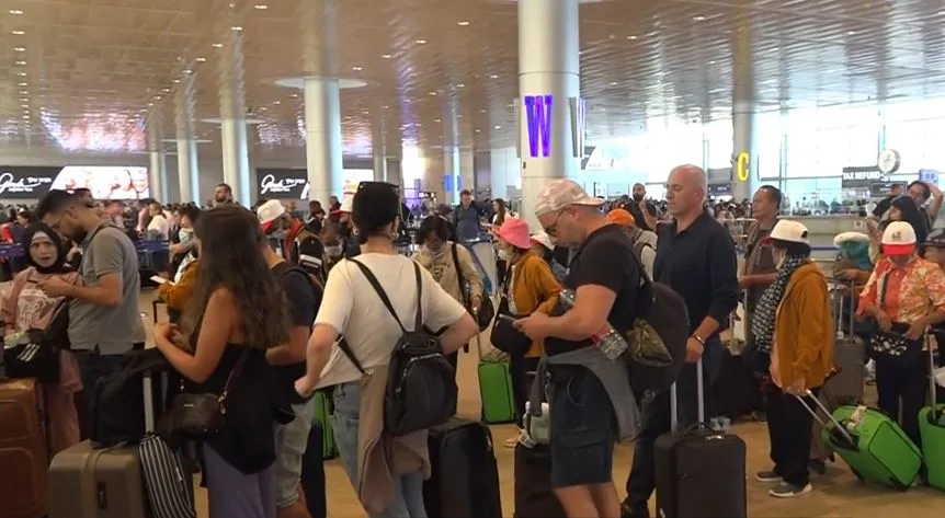 תורים ארוכים בנתב''ג הבוקר