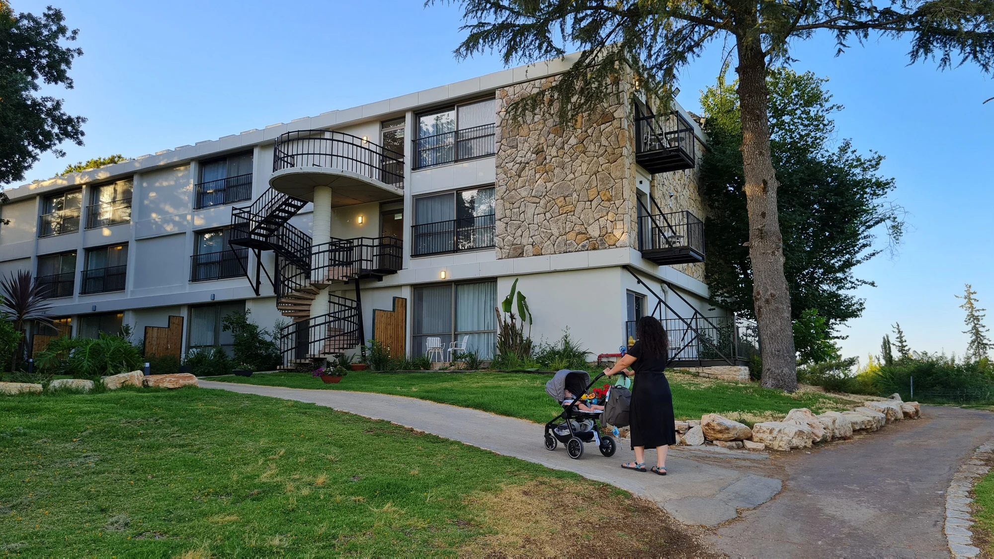 אחוזת אסיינדה ביער