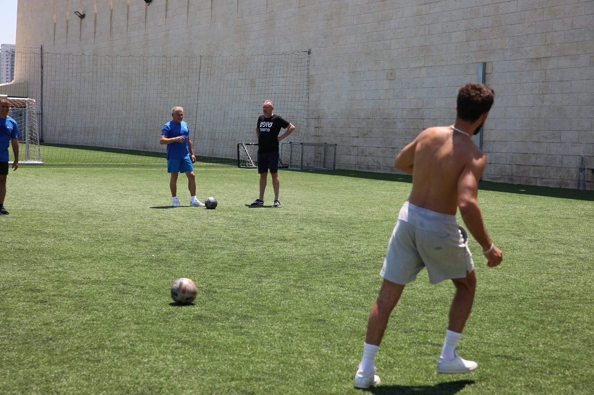 שחקני שנות ה-90 מול כוכבי העבר של נבחרת ישראל