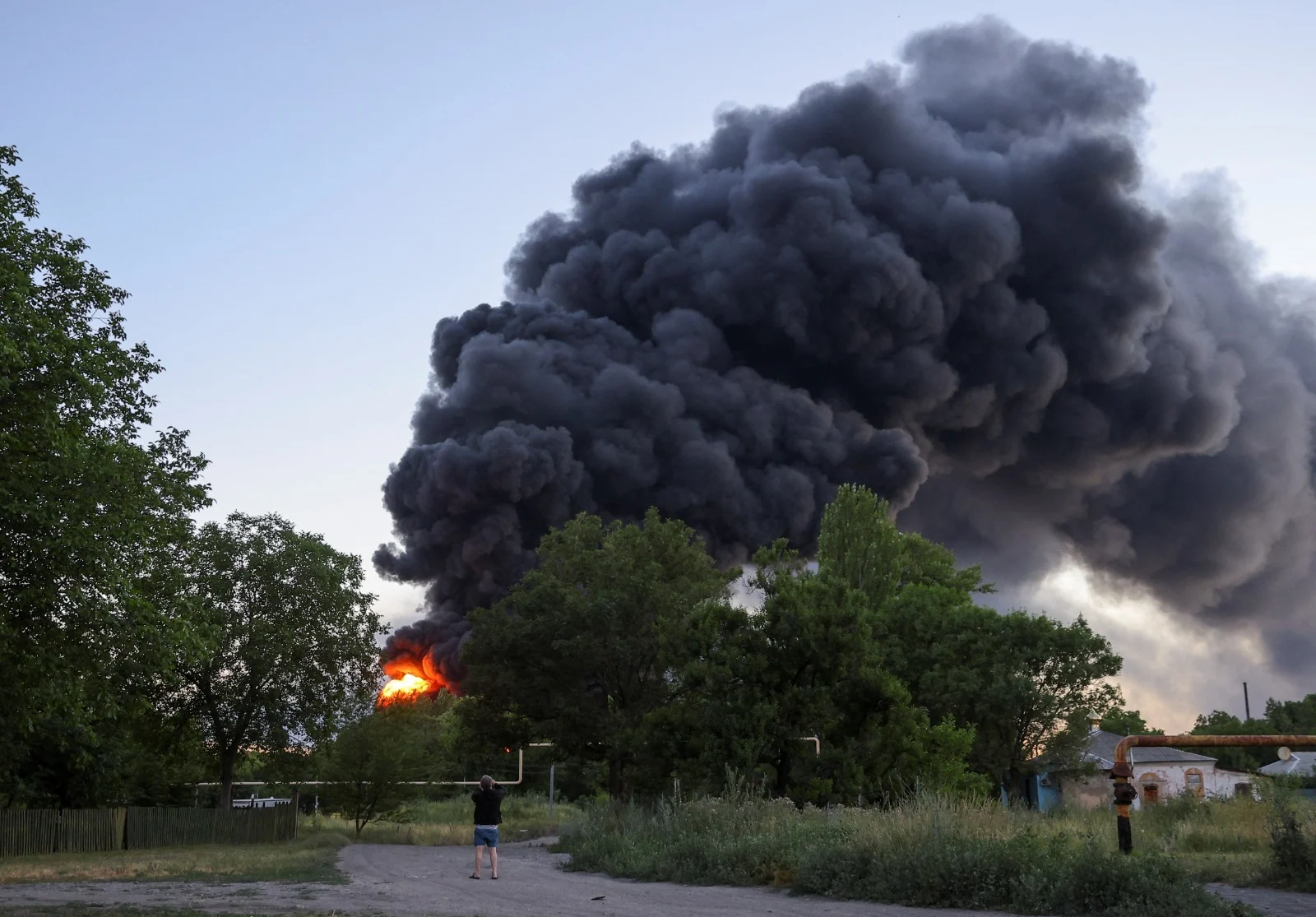 הפגזות הצבא הרוסי במחוז דונייצק שבמזרח אוקראינה