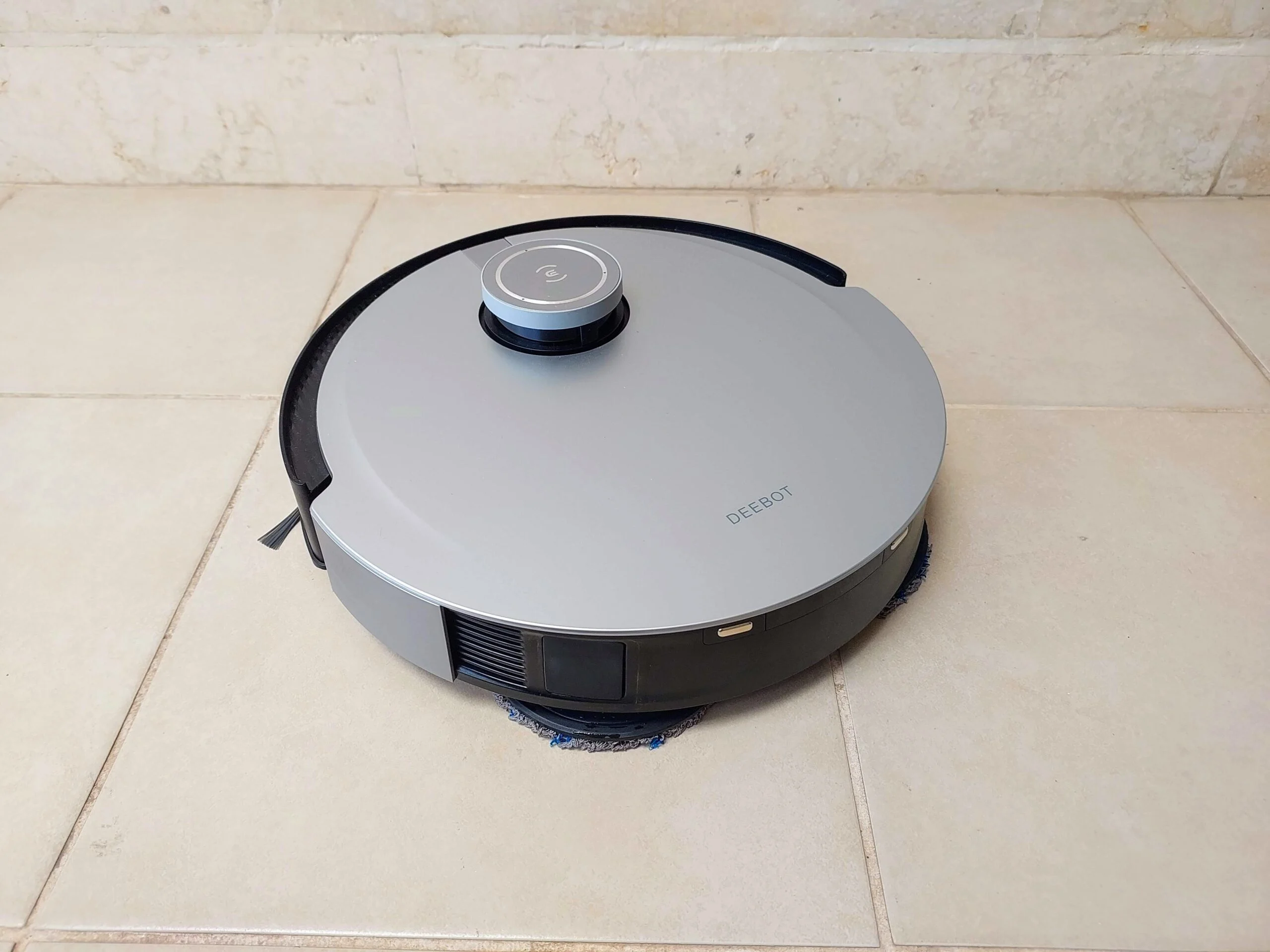 ECOVACS – Deebot X1 OMNI.