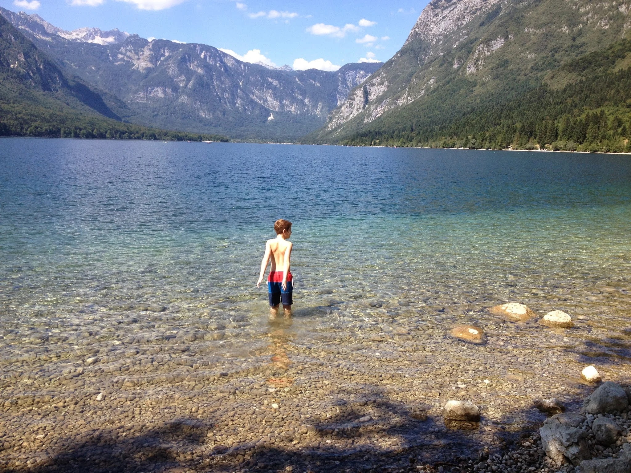 אגם בוהיני היפה והקפוא. צילום: מיכל מנור