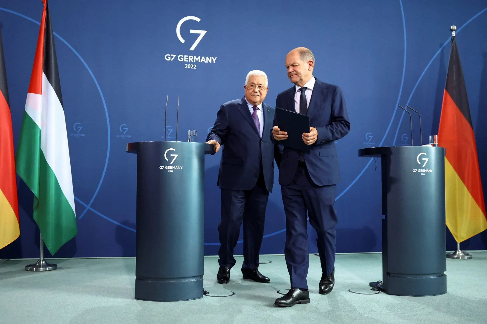 אולף שולץ, מחמוד עבאס, אבו מאזן