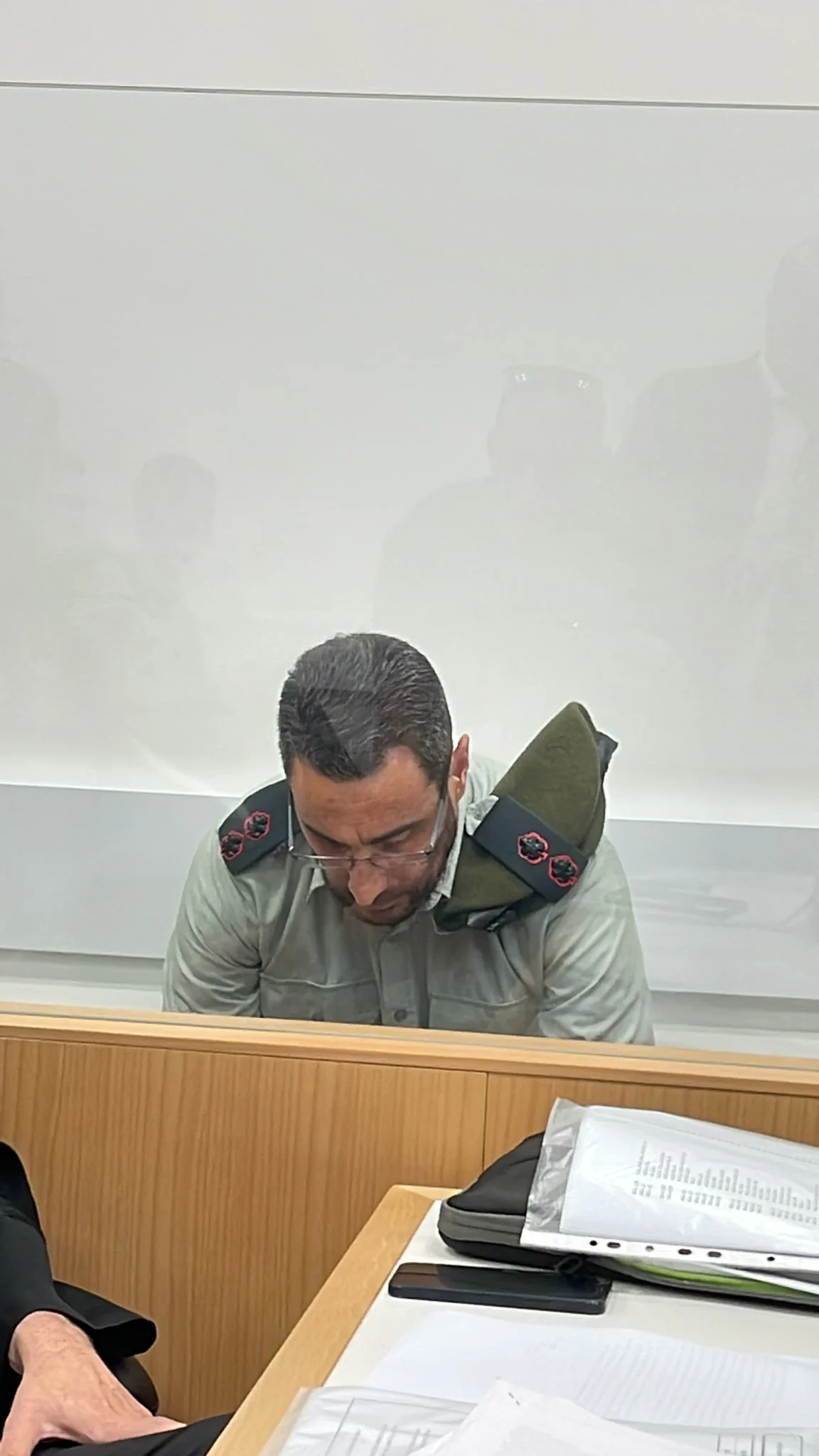 דן שרוני בדיון בבית הדין הצבאי