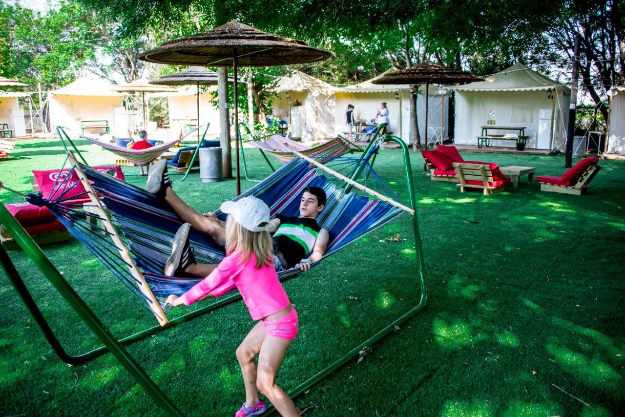 מתחם הבלום וילג' קייקי כפר בלום צ. אלכס גיינר (1)