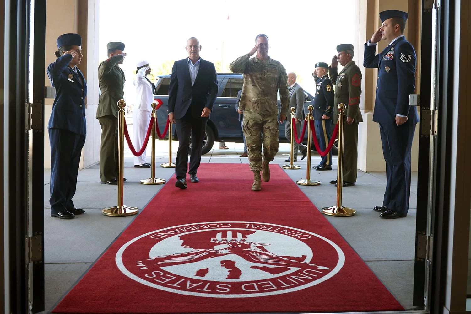 שר הביטחון בני גנץ בביקורו בארה''ב