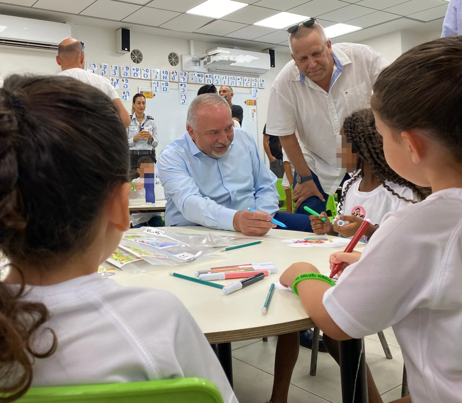 שר האוצר אביגדור ליברמן במוסדות חינוך במועצה אזורית אשכול