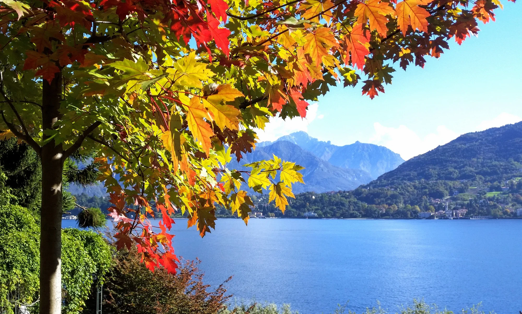 אגם קומו. צילום: מיכל בן ארי מנור