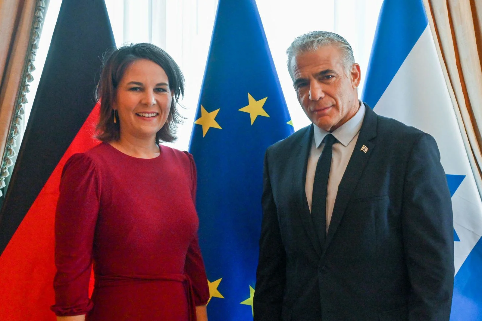 רה''מ יאיר לפיד עם שרת החוץ של גרמניה אנאלנה ברבוק